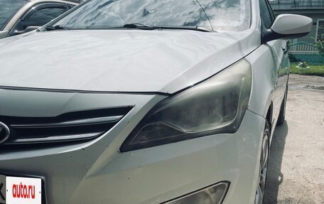 Hyundai Solaris II рестайлинг, 2015 год, 690 000 рублей, 3 фотография