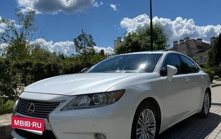 Lexus ES VII, 2013 год, 2 300 000 рублей, 3 фотография