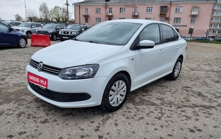 Volkswagen Polo VI (EU Market), 2015 год, 985 000 рублей, 1 фотография