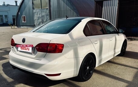 Volkswagen Jetta VI, 2012 год, 980 000 рублей, 4 фотография