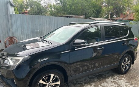 Toyota RAV4, 2017 год, 2 370 000 рублей, 4 фотография