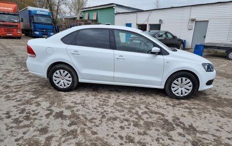 Volkswagen Polo VI (EU Market), 2015 год, 985 000 рублей, 4 фотография