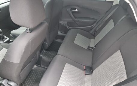 Volkswagen Polo VI (EU Market), 2015 год, 985 000 рублей, 11 фотография