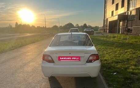 Daewoo Nexia I рестайлинг, 2010 год, 125 000 рублей, 3 фотография