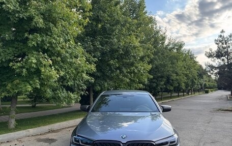 BMW 5 серия, 2017 год, 3 900 000 рублей, 2 фотография