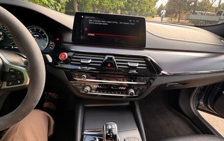 BMW 5 серия, 2017 год, 3 900 000 рублей, 17 фотография