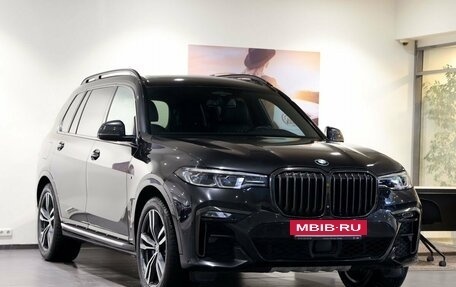 BMW X7, 2021 год, 9 300 000 рублей, 3 фотография