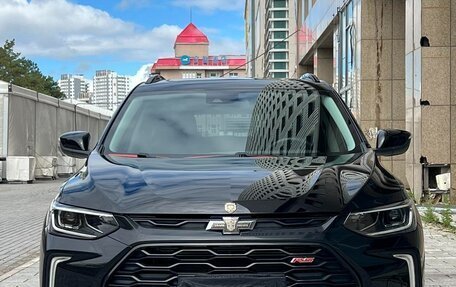 Chevrolet Tracker, 2022 год, 930 000 рублей, 2 фотография