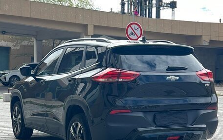 Chevrolet Tracker, 2022 год, 930 000 рублей, 4 фотография