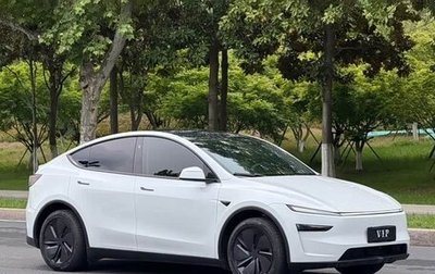 Tesla Model Y I, 2025 год, 7 590 032 рублей, 1 фотография