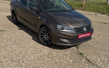 Volkswagen Polo VI (EU Market), 2015 год, 650 000 рублей, 1 фотография