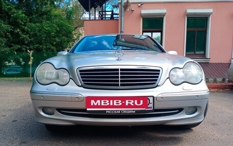 Mercedes-Benz C-Класс, 2001 год, 1 100 000 рублей, 2 фотография