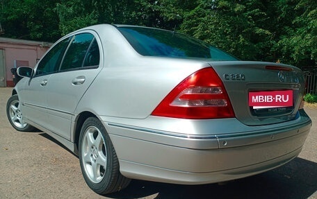 Mercedes-Benz C-Класс, 2001 год, 1 100 000 рублей, 6 фотография