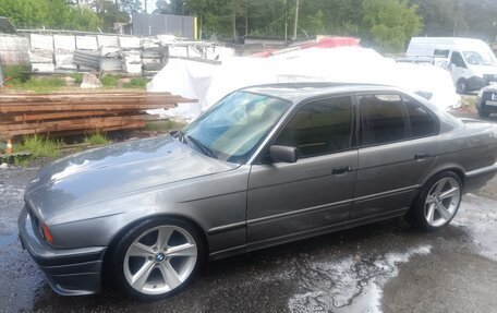 BMW 5 серия, 1991 год, 600 000 рублей, 3 фотография