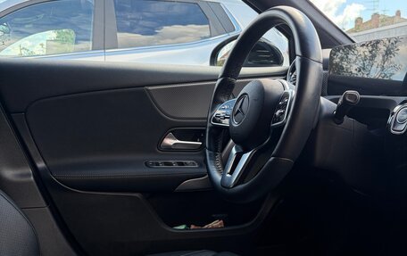 Mercedes-Benz A-Класс, 2020 год, 2 990 000 рублей, 8 фотография