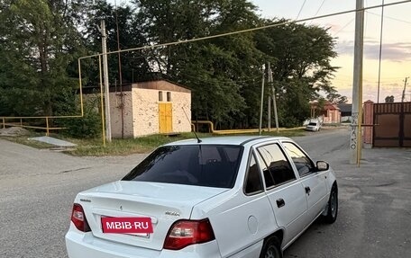 Daewoo Nexia I рестайлинг, 2010 год, 200 000 рублей, 4 фотография