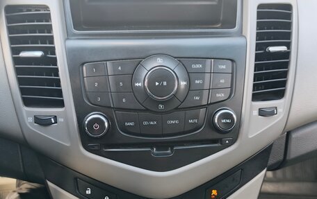 Chevrolet Cruze II, 2012 год, 800 000 рублей, 19 фотография