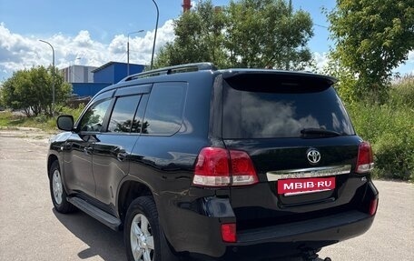 Toyota Land Cruiser 200, 2011 год, 2 950 000 рублей, 2 фотография