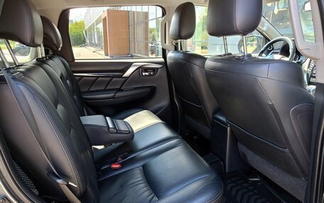 Mitsubishi Pajero Sport III рестайлинг, 2018 год, 2 789 000 рублей, 7 фотография