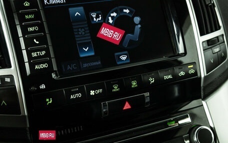 Toyota Land Cruiser 200, 2014 год, 3 145 000 рублей, 18 фотография