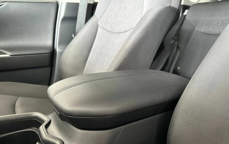 Toyota RAV4, 2020 год, 3 149 900 рублей, 17 фотография