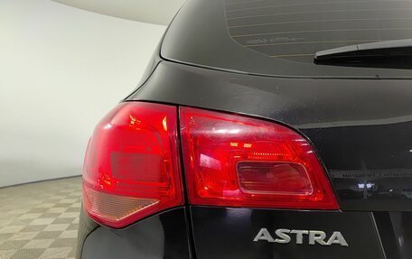 Opel Astra J, 2011 год, 650 000 рублей, 11 фотография