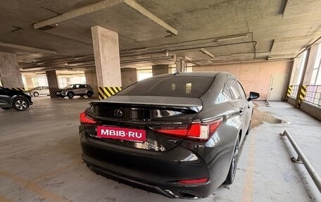 Lexus ES VII, 2019 год, 3 500 000 рублей, 2 фотография