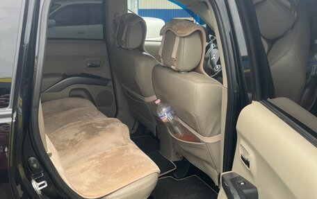 Mitsubishi Outlander III рестайлинг 3, 2007 год, 1 250 000 рублей, 11 фотография