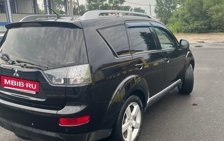 Mitsubishi Outlander III рестайлинг 3, 2007 год, 1 250 000 рублей, 7 фотография