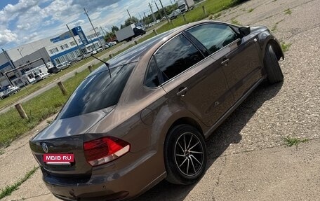 Volkswagen Polo VI (EU Market), 2015 год, 650 000 рублей, 4 фотография