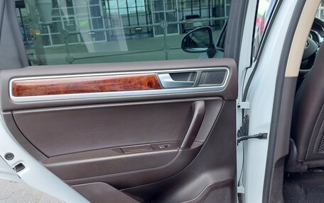 Volkswagen Touareg III, 2013 год, 2 450 000 рублей, 13 фотография
