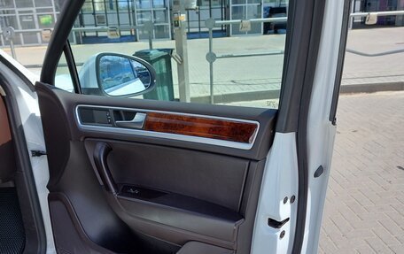 Volkswagen Touareg III, 2013 год, 2 450 000 рублей, 19 фотография