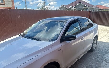 Volkswagen Jetta VI, 2013 год, 750 000 рублей, 2 фотография