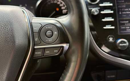 Toyota Camry, 2019 год, 3 050 000 рублей, 18 фотография
