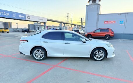 Toyota Camry, 2019 год, 3 050 000 рублей, 20 фотография
