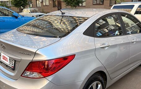 Hyundai Solaris II рестайлинг, 2013 год, 860 000 рублей, 5 фотография