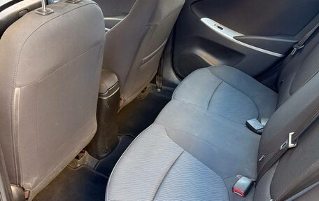 Hyundai Solaris II рестайлинг, 2013 год, 860 000 рублей, 9 фотография