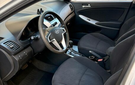 Hyundai Solaris II рестайлинг, 2013 год, 860 000 рублей, 8 фотография