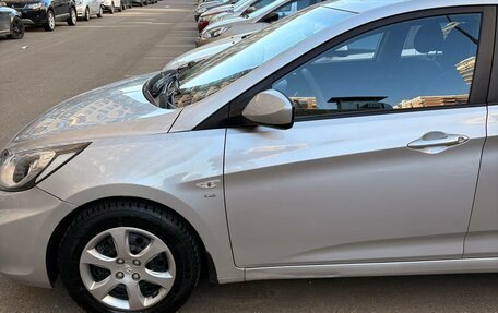 Hyundai Solaris II рестайлинг, 2013 год, 860 000 рублей, 4 фотография