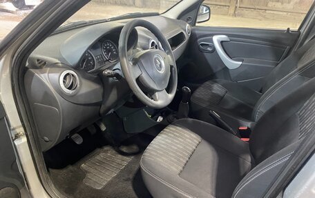 Renault Logan I, 2013 год, 750 000 рублей, 5 фотография