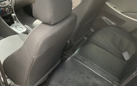 Hyundai Solaris II рестайлинг, 2013 год, 730 000 рублей, 7 фотография