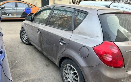 KIA cee'd I рестайлинг, 2008 год, 385 000 рублей, 2 фотография