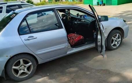 Mitsubishi Lancer IX, 2005 год, 400 000 рублей, 3 фотография
