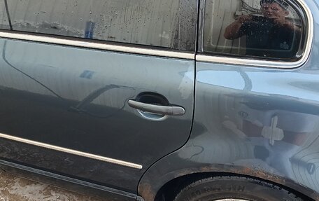 Volkswagen Passat B5+ рестайлинг, 2001 год, 260 000 рублей, 3 фотография