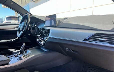 BMW 5 серия, 2018 год, 3 890 000 рублей, 11 фотография