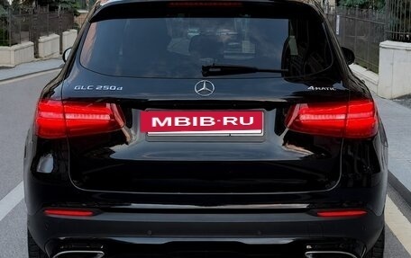 Mercedes-Benz GLC, 2017 год, 2 678 900 рублей, 2 фотография