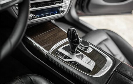 BMW 7 серия, 2017 год, 2 075 000 рублей, 14 фотография