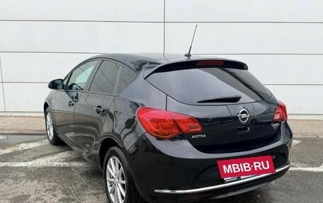 Opel Astra J, 2014 год, 880 000 рублей, 9 фотография