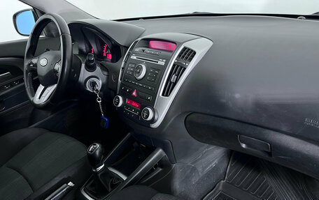 KIA cee'd I рестайлинг, 2011 год, 760 000 рублей, 9 фотография