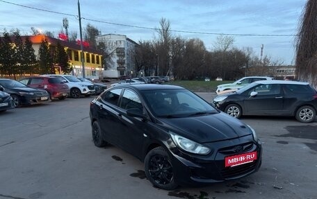 Hyundai Solaris II рестайлинг, 2014 год, 320 000 рублей, 3 фотография